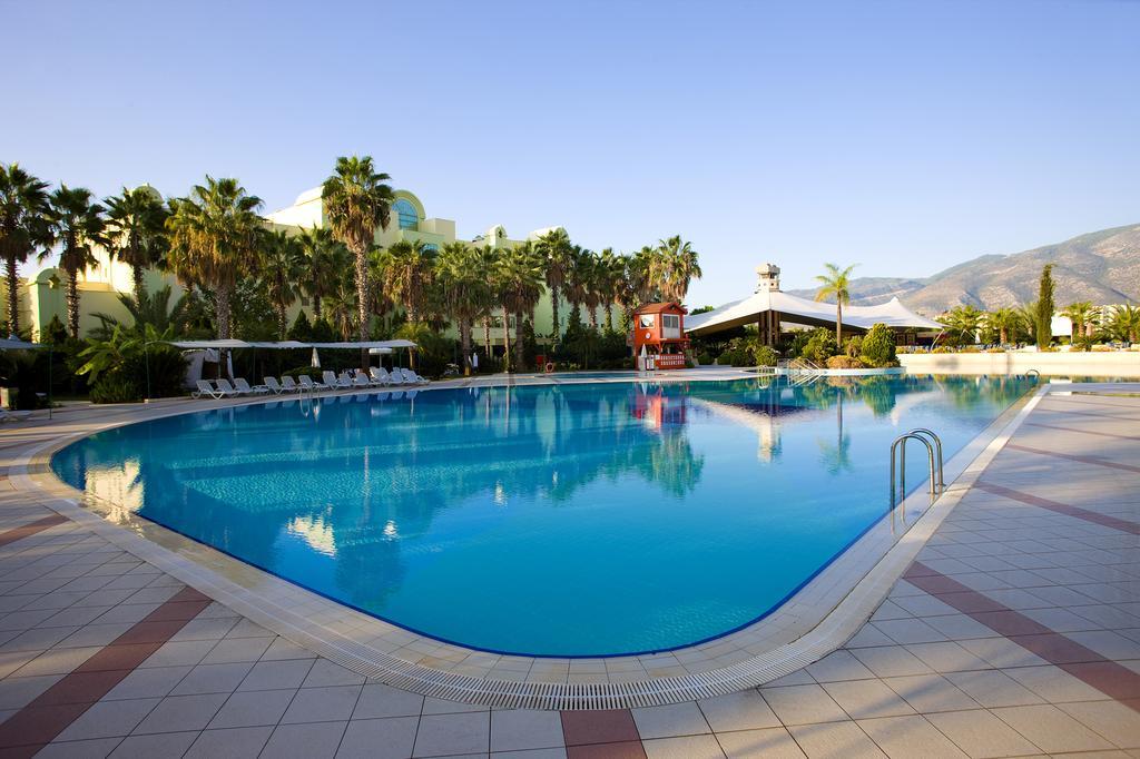 Presa Di Finica Hotel & Suites فينيقيه المظهر الخارجي الصورة